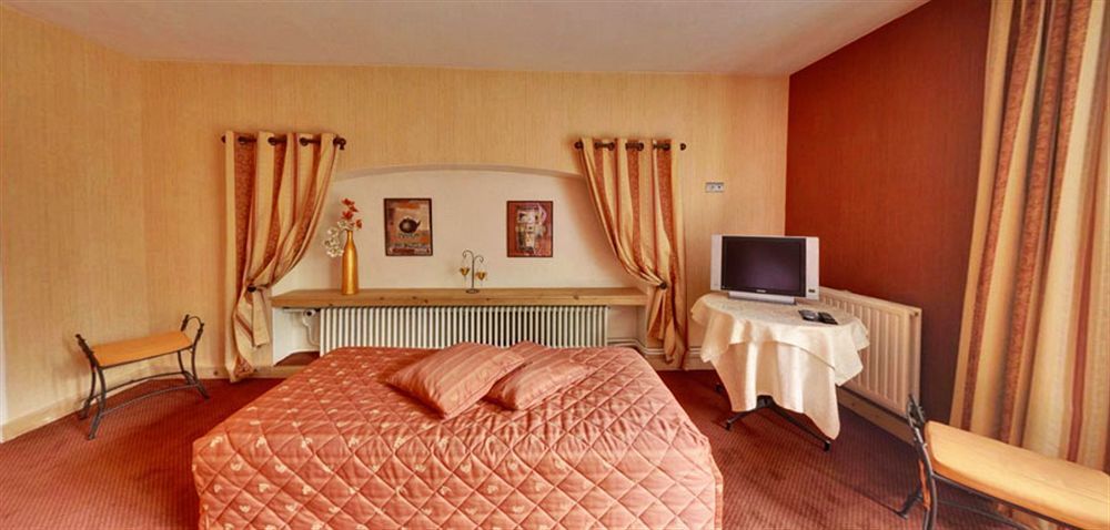 Aux Truites Bleues Hotel Fort-du-Plasne Bagian luar foto