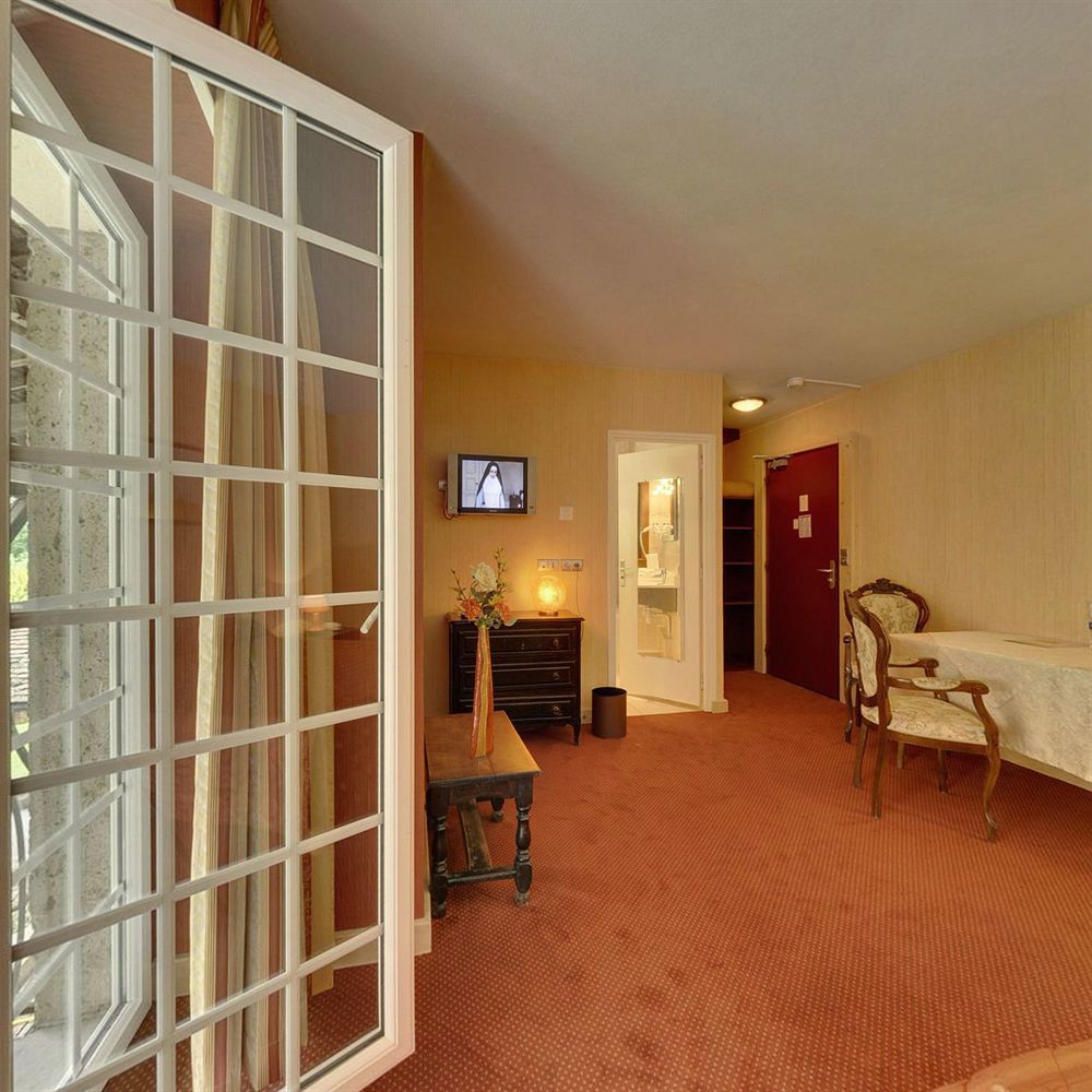 Aux Truites Bleues Hotel Fort-du-Plasne Bagian luar foto