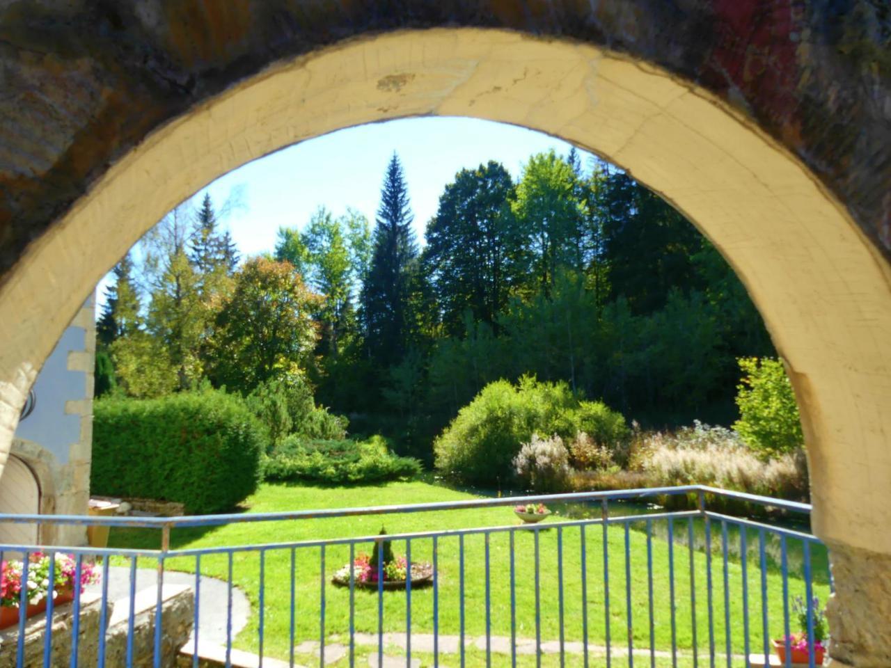 Aux Truites Bleues Hotel Fort-du-Plasne Bagian luar foto