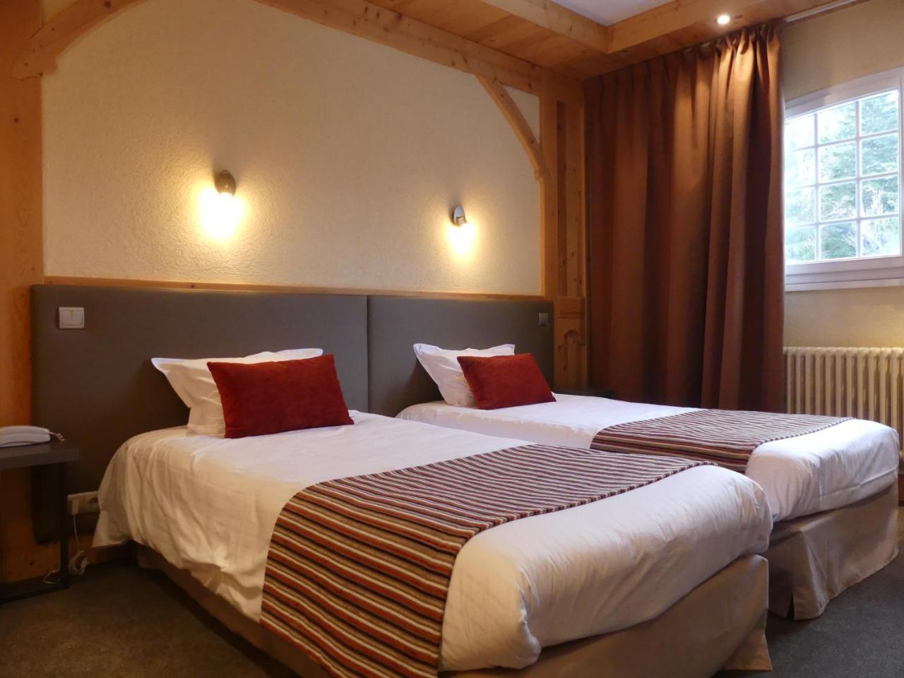 Aux Truites Bleues Hotel Fort-du-Plasne Bagian luar foto