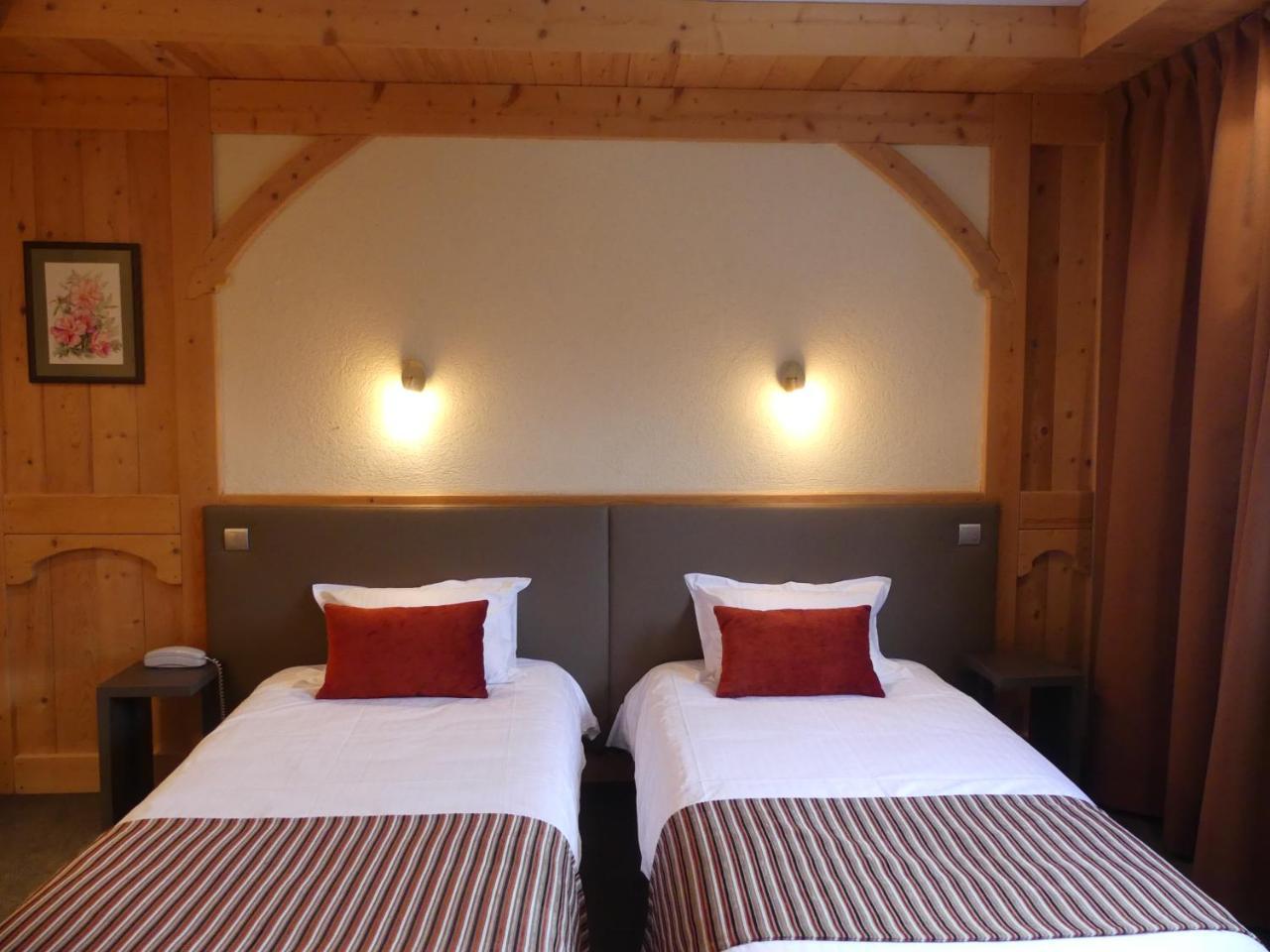 Aux Truites Bleues Hotel Fort-du-Plasne Bagian luar foto